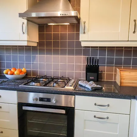 The Retreat * Γουίτμπι